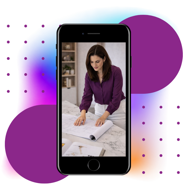 Celular mostrando mulher mexendo em um projeto